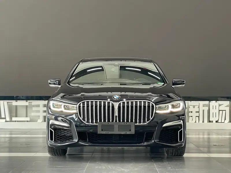 2019 BMW 7 Series 740Li Leading Edition M Sport Package — миниатюра 2