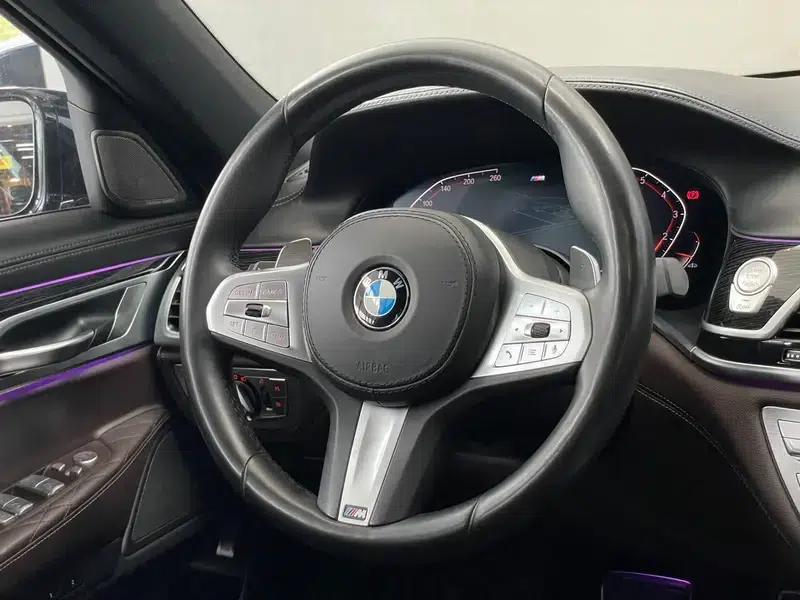 2019 BMW 7 Series 740Li Leading Edition M Sport Package — миниатюра 28