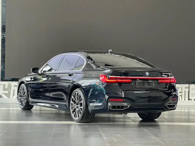2019 BMW 7 Series 740Li Leading Edition M Sport Package — миниатюра 4