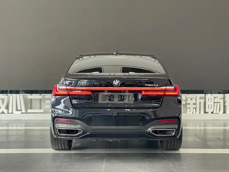 2019 BMW 7 Series 740Li Leading Edition M Sport Package — миниатюра 5