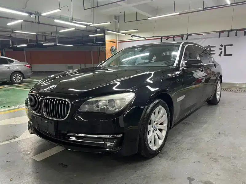 BMW 7 Series 2014 730Li Luxury Edition — миниатюра 1