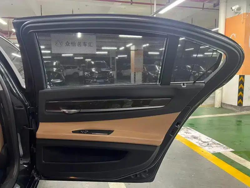 BMW 7 Series 2014 730Li Luxury Edition — миниатюра 15