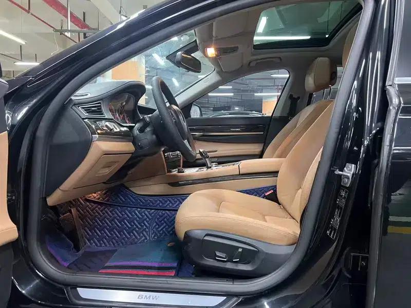 BMW 7 Series 2014 730Li Luxury Edition — миниатюра 22