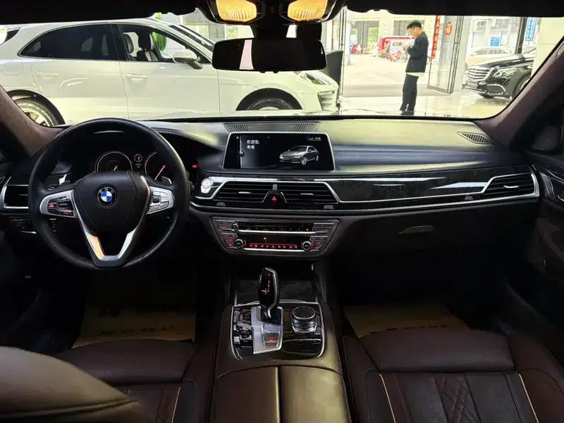 2016 BMW 7 Series 730Li Luxury — миниатюра 10