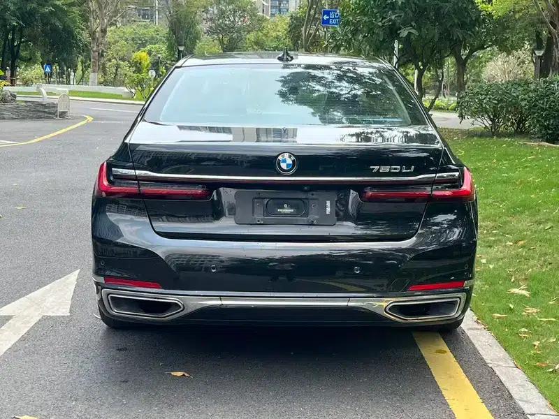 2019 BMW 7 Series 740Li Leading Luxury Package — миниатюра 5