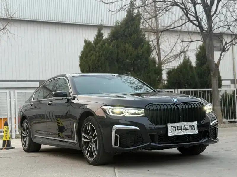 2021 BMW 7 Series 730Li M Sport Package — миниатюра 3