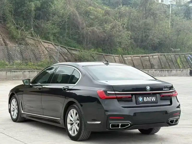 2016 BMW 7 Series 730Li Leading Edition — миниатюра 4