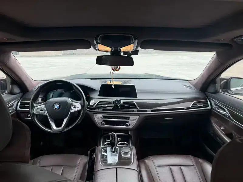 2016 BMW 7 Series 730Li Leading Edition — миниатюра 7