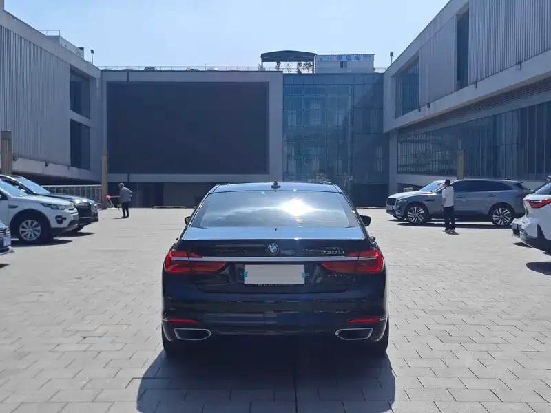 2016 BMW 7 Series 730Li Leading Edition — миниатюра 5