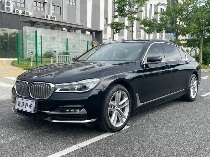 2018 BMW 7 Series 730Li Luxury Package — миниатюра 1