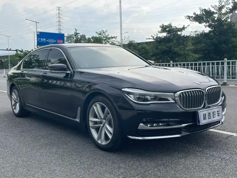 2018 BMW 7 Series 730Li Luxury Package — миниатюра 3