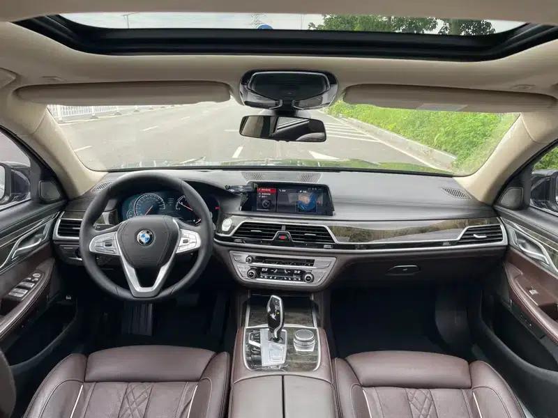 2018 BMW 7 Series 730Li Luxury Package — миниатюра 10