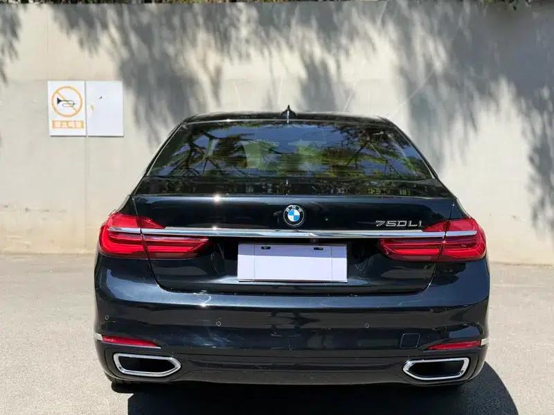 2016 BMW 7 Series 740Li Leading Edition — миниатюра 5