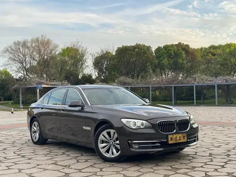 BMW 7 Series 2013 730Li Leading Edition — миниатюра 3