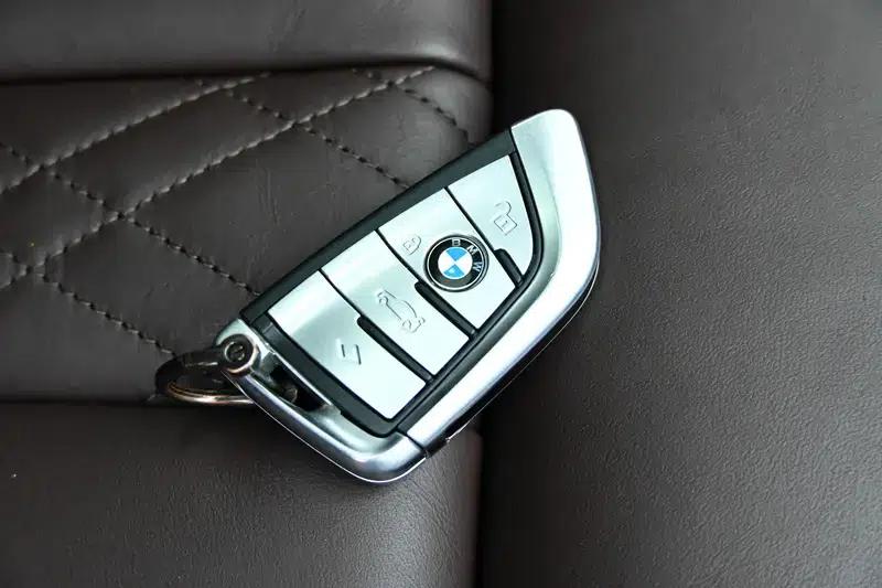 2021 BMW 7 Series 730Li Luxury Package — миниатюра 11