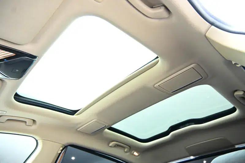 2021 BMW 7 Series 730Li Luxury Package — миниатюра 19