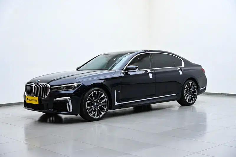 2019 BMW 7 Series Facelift 730Li M Sport Package — миниатюра 1