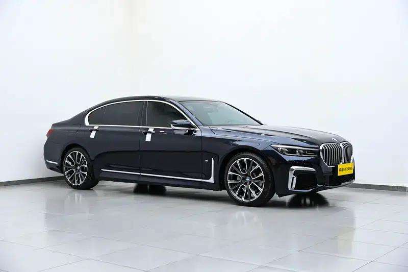 2019 BMW 7 Series Facelift 730Li M Sport Package — миниатюра 3