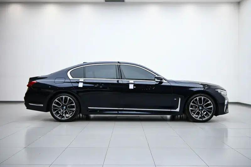 2019 BMW 7 Series Facelift 730Li M Sport Package — миниатюра 8