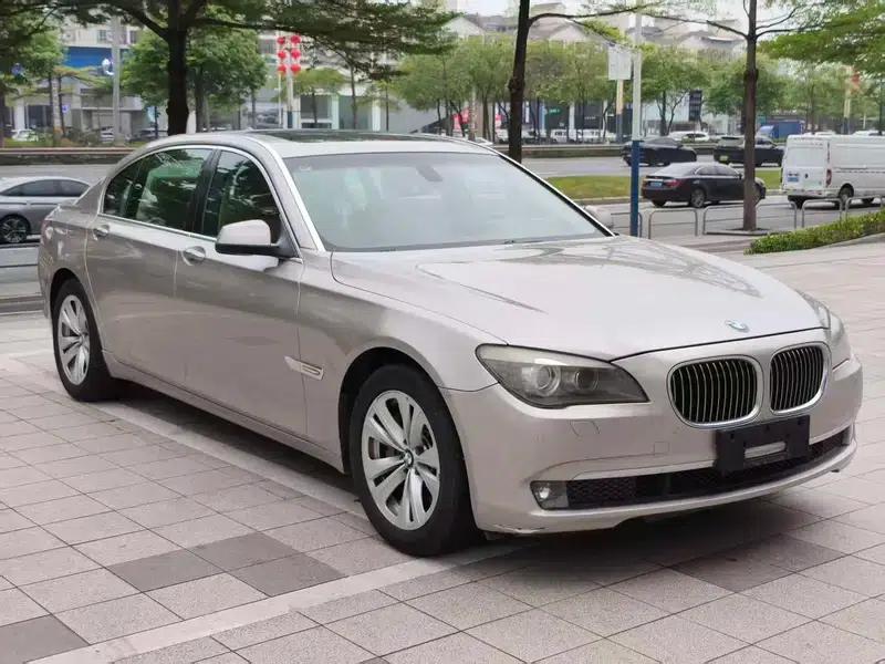 BMW 7 Series 2009 730Li Leading Edition — миниатюра 3