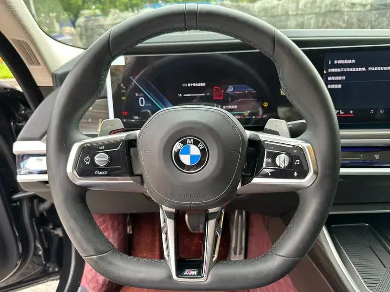 2023 BMW 7 Series 735Li M Sport Package — миниатюра 12