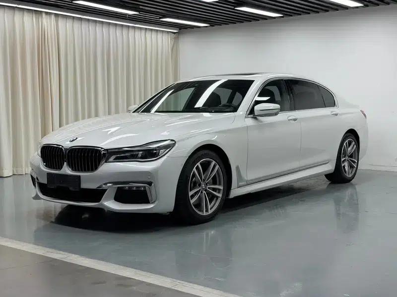 2018 BMW 7 Series 730Li Luxury M Sport Package — миниатюра 1
