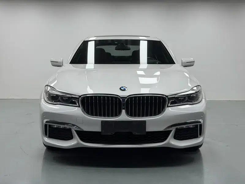 2018 BMW 7 Series 730Li Luxury M Sport Package — миниатюра 2