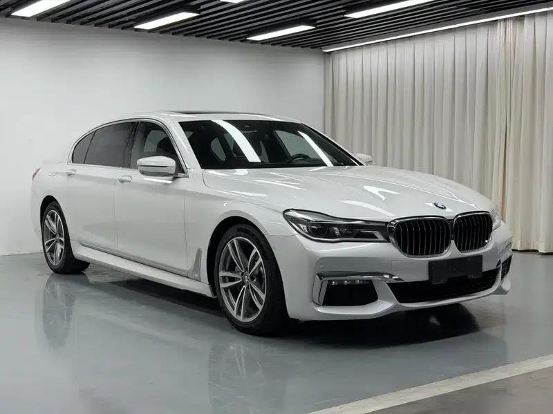 2018 BMW 7 Series 730Li Luxury M Sport Package — миниатюра 3