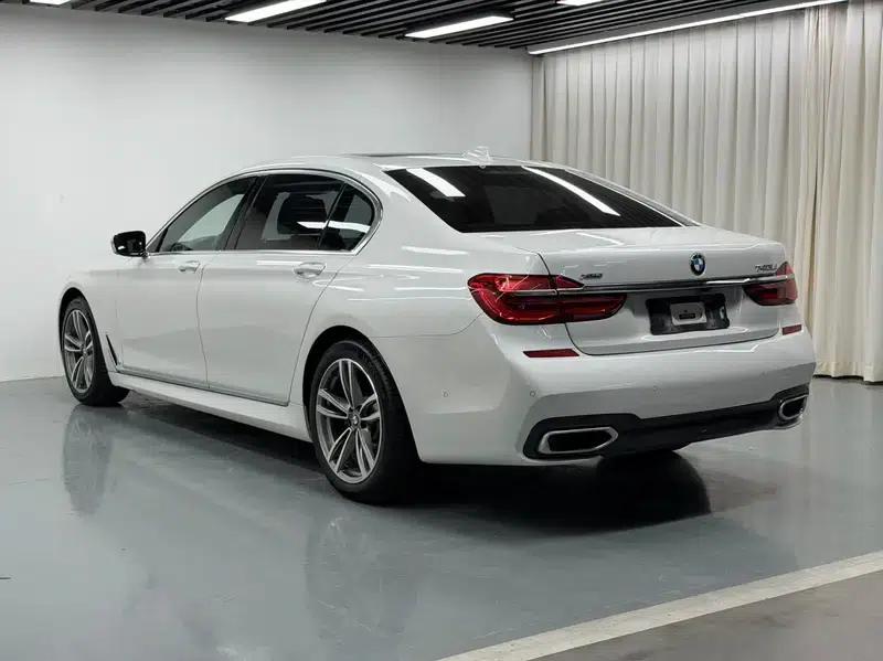2018 BMW 7 Series 730Li Luxury M Sport Package — миниатюра 4