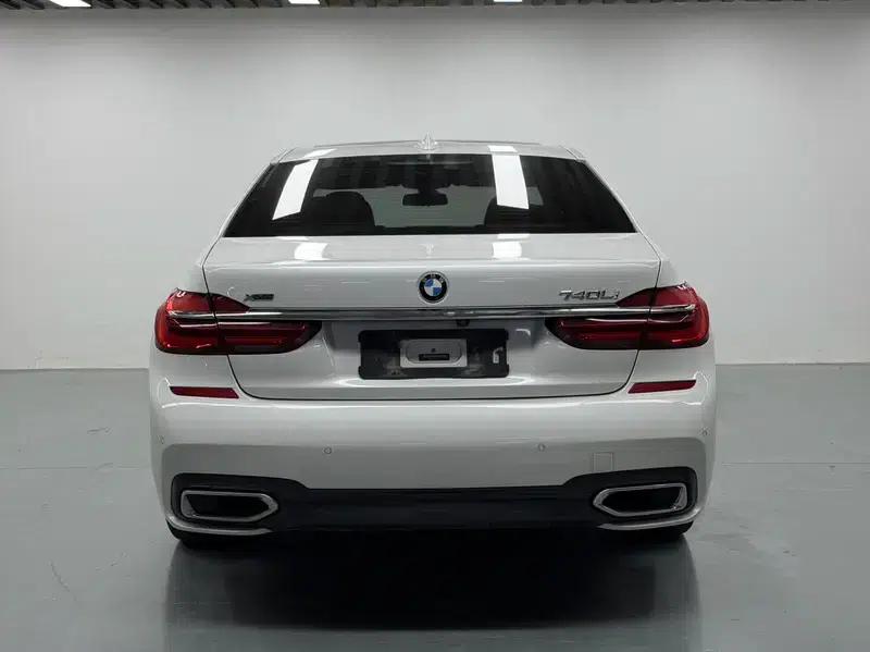 2018 BMW 7 Series 730Li Luxury M Sport Package — миниатюра 5
