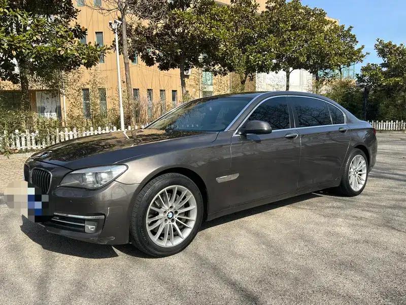 2013 BMW 7 Series 740Li xDrive — миниатюра 1