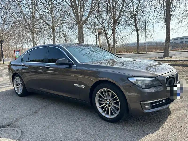 2013 BMW 7 Series 740Li xDrive — миниатюра 3