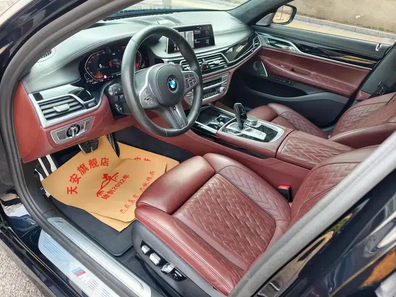 2019 BMW 7 Series Facelift 740Li xDrive Executive M Sport Package — миниатюра 24