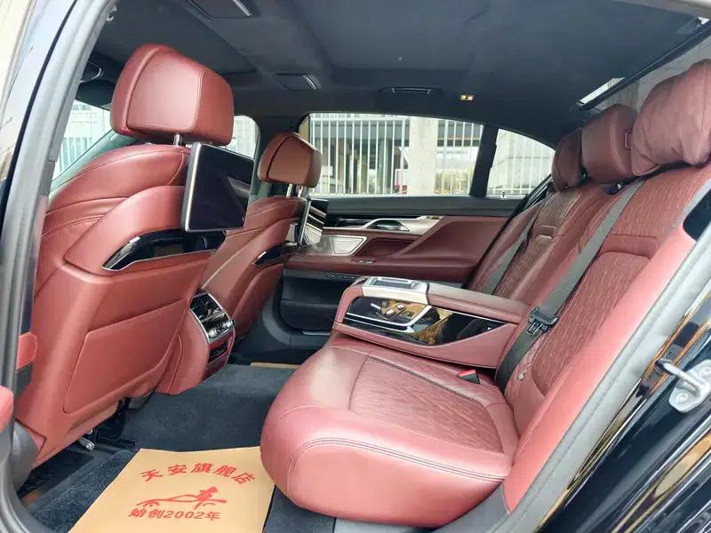 2019 BMW 7 Series Facelift 740Li xDrive Executive M Sport Package — миниатюра 26