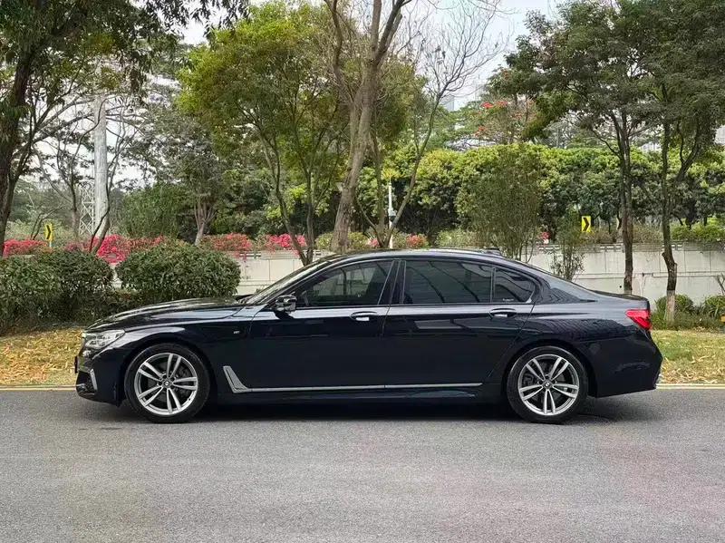 2018 BMW 7 Series 730Li Luxury M Sport Package — миниатюра 3