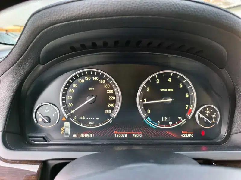 BMW 7 Series 2009 740Li Leading Edition — миниатюра 12