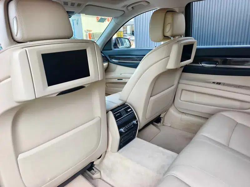 BMW 7 Series 2009 740Li Leading Edition — миниатюра 22