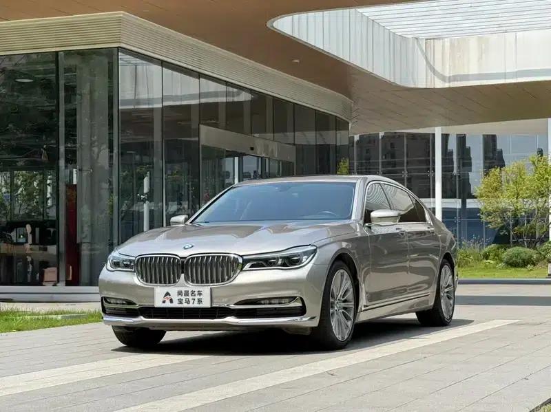 2018 BMW 7 Series 740Li Leading Model, Excellence Package — миниатюра 1