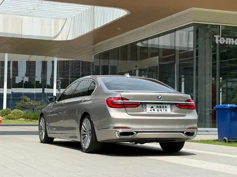 2018 BMW 7 Series 740Li Leading Model, Excellence Package — миниатюра 5
