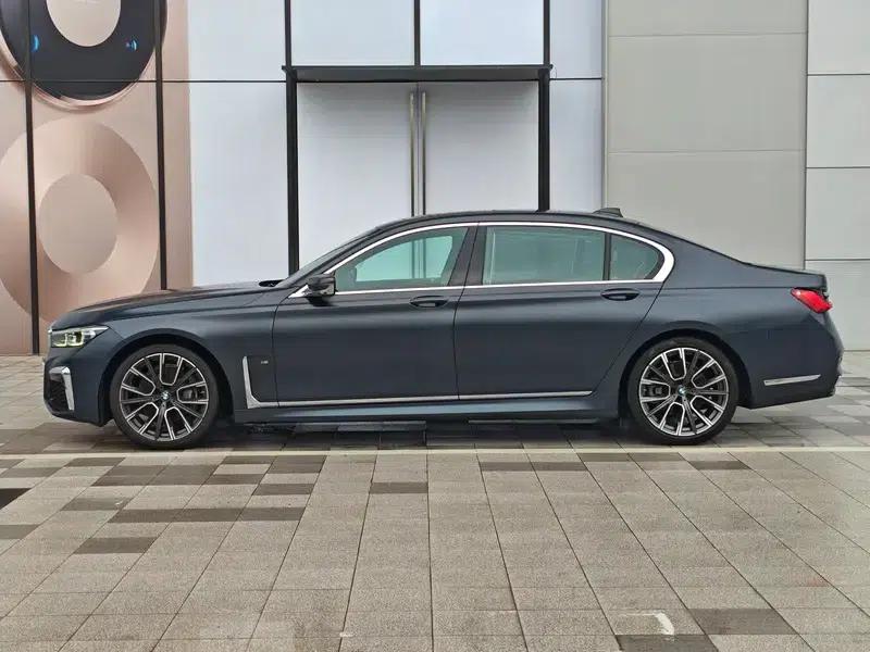 2019 BMW 7 Series 740Li xDrive Executive M Sport Package — миниатюра 3