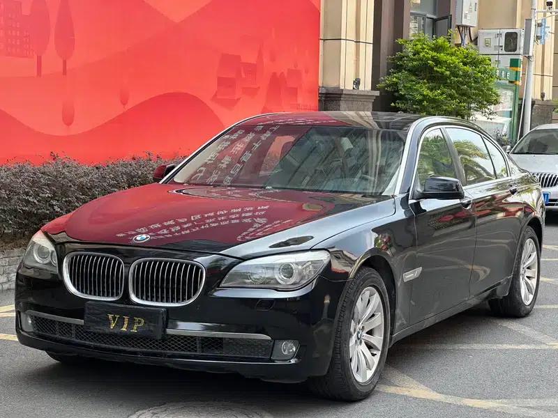 2011 BMW 7 Series 740Li Standard Edition — миниатюра 1