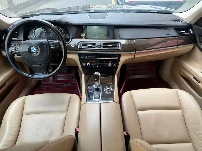 2011 BMW 7 Series 740Li Standard Edition — миниатюра 5