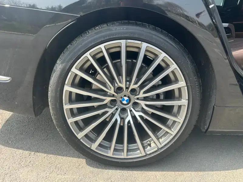 2019 BMW 7 Series 740Li Luxury Package — миниатюра 8