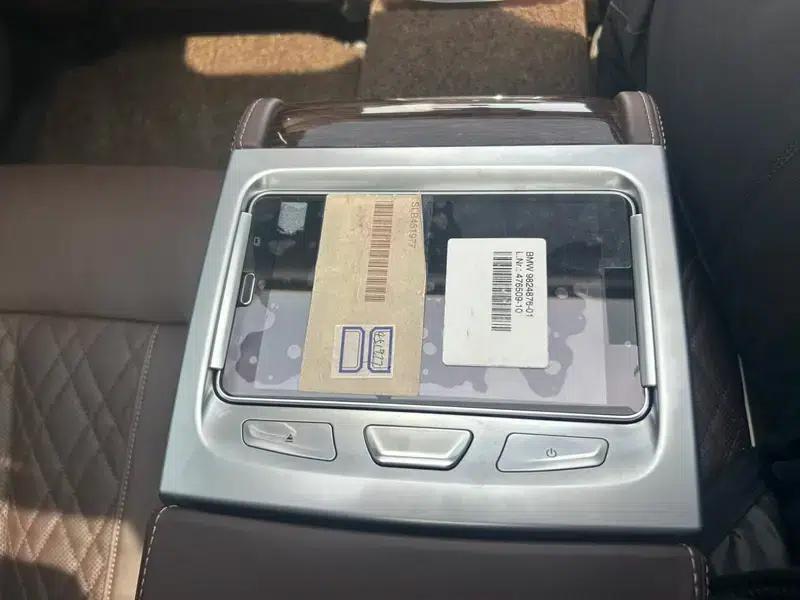 2019 BMW 7 Series 740Li Luxury Package — миниатюра 10