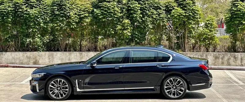 2021 BMW 7 Series 740Li Leading Edition M Sport Package — миниатюра 4