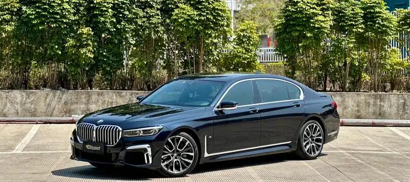 2021 BMW 7 Series 740Li Leading Edition M Sport Package — миниатюра 10
