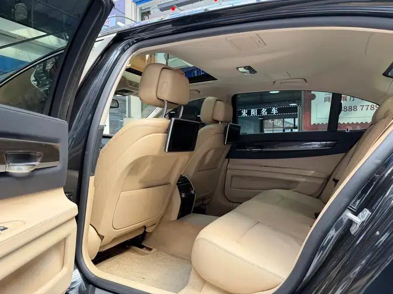 BMW 7 Series 2014 730Li Luxury Edition — миниатюра 9