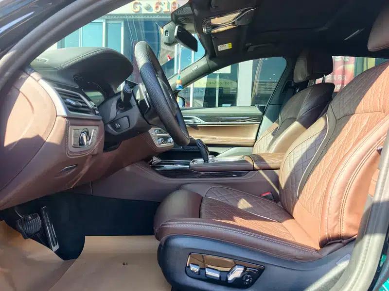 2021 BMW 7 Series 740Li Leading Edition M Sport Package — миниатюра 18