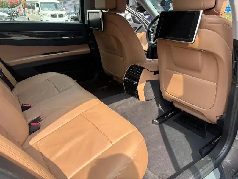 BMW 7 Series 2014 730Li Luxury Edition — миниатюра 11