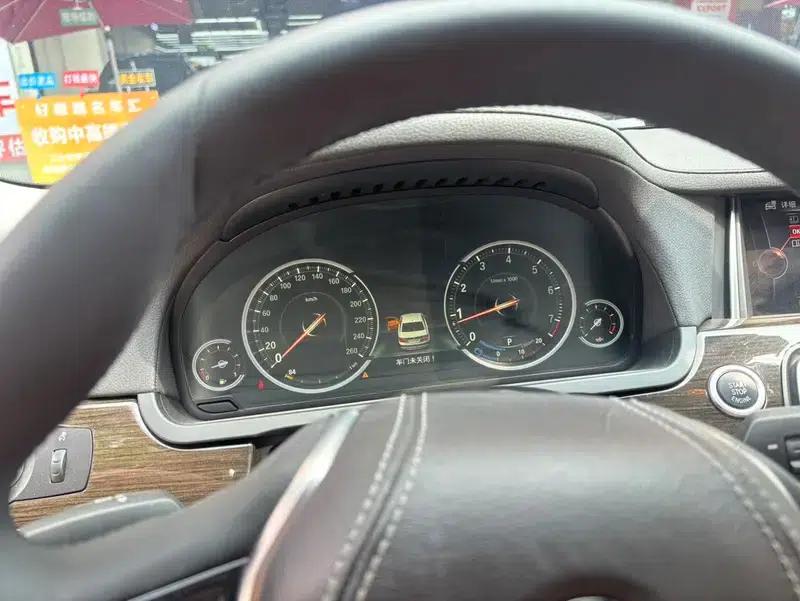 BMW 7 Series 2014 730Li Luxury Edition — миниатюра 17
